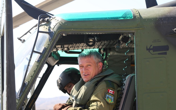 Commander of the 1st Canadian Air Division Visits RIMPAC Participants