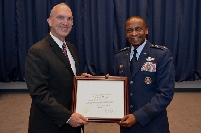 Busler receives Presidential Rank Award