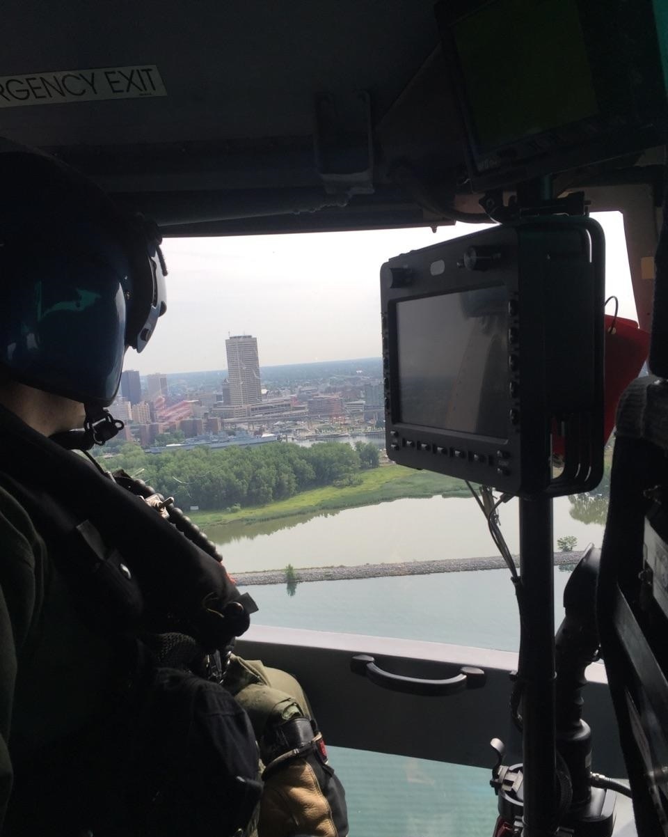 Coast Guard searches Lake Erie for missing man