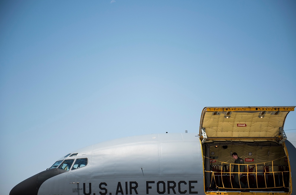 McConnell Airmen keep Red Flag fueled up