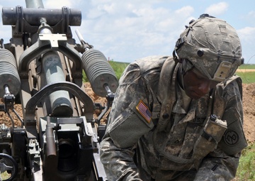 NYC Bronx Artillery Soldiers fire up JRTC