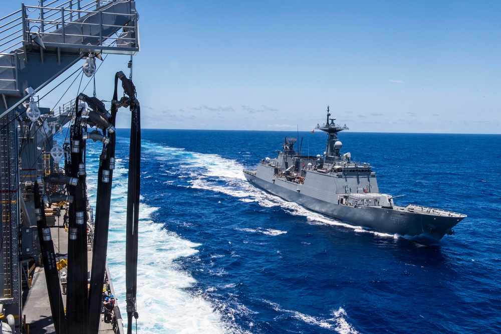 Underway Replenishments with USNS Rainier during RIMPAC 2016