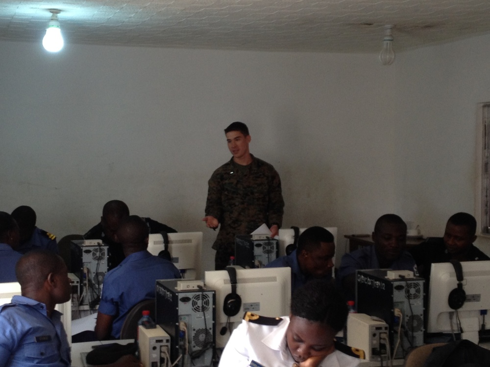 Crisis Response Marines conduct Intelligence training with Ghanaian Forces