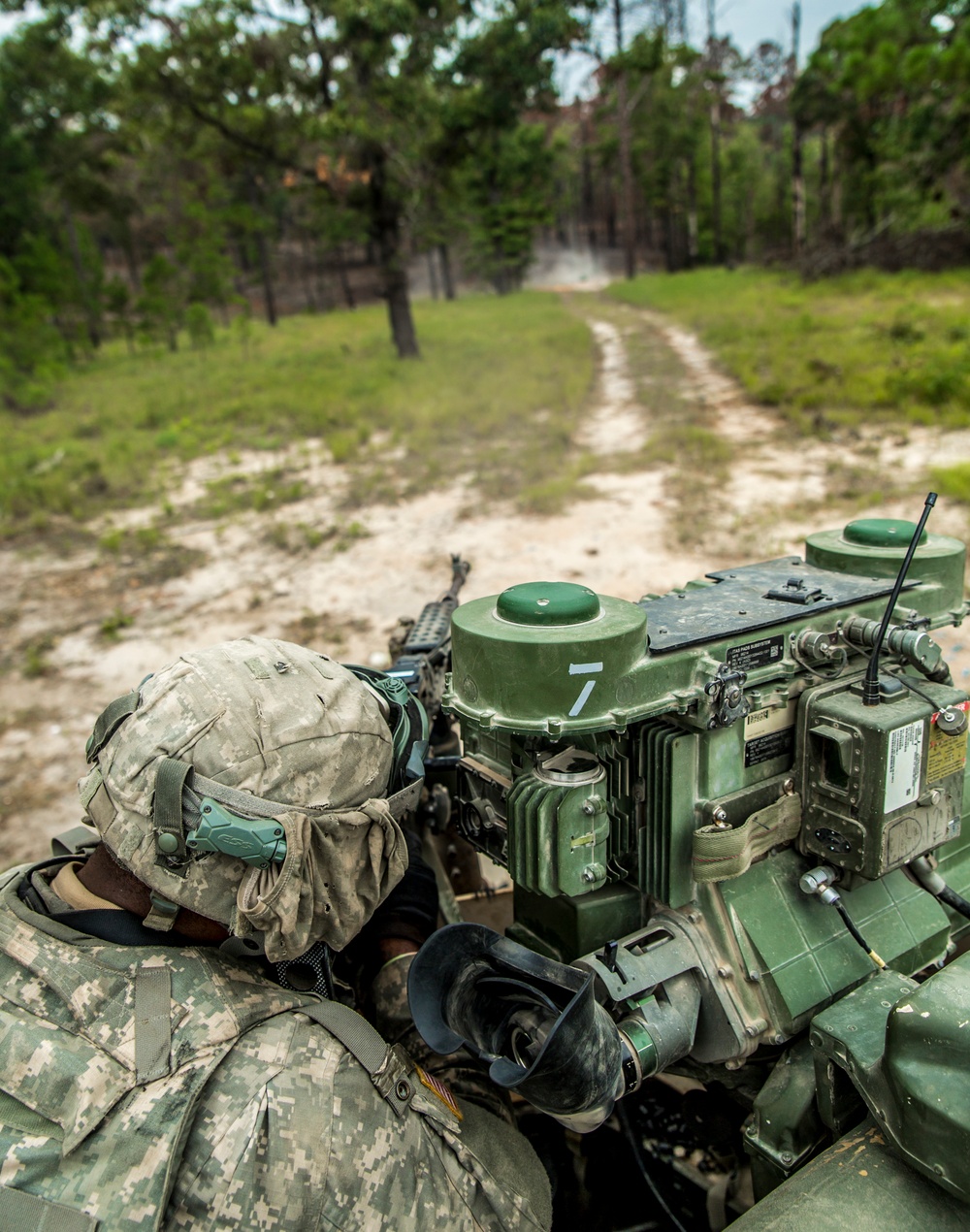 NY's &quot;Fighting 69&quot; conducts live fire at JRTC