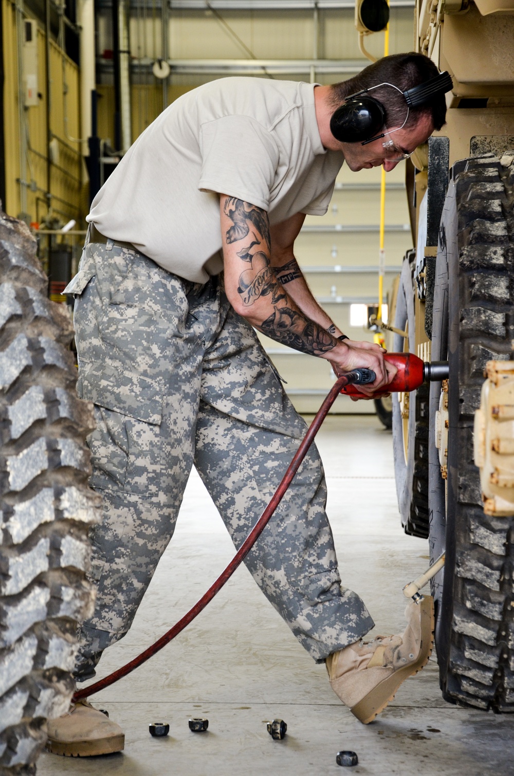 88th RSC’s Operation Platinum Support puts Soldiers to work turning wrenches and improving readiness