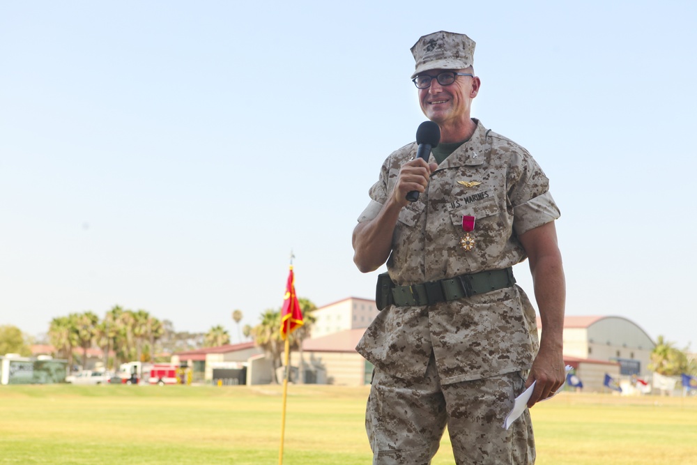 Headquarters &amp; Support Battalion Change of Command