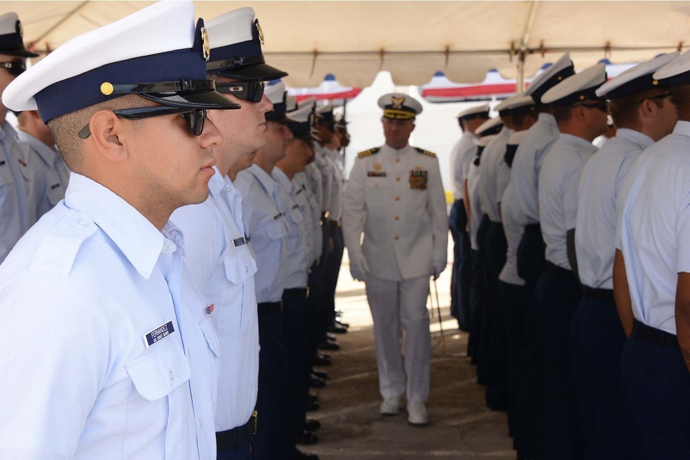 USCGC Morgenthau (WHEC 722) holds change of command ceremony