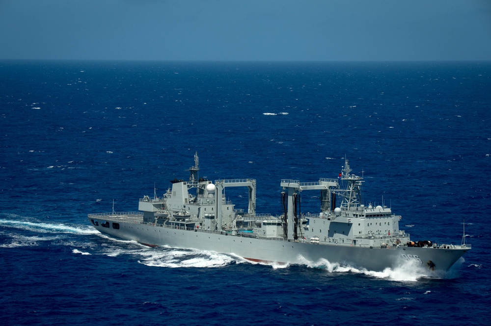 Forty Ships and Submarines Steam in Close Formation During RIMPAC - Gaoyouhu (966)