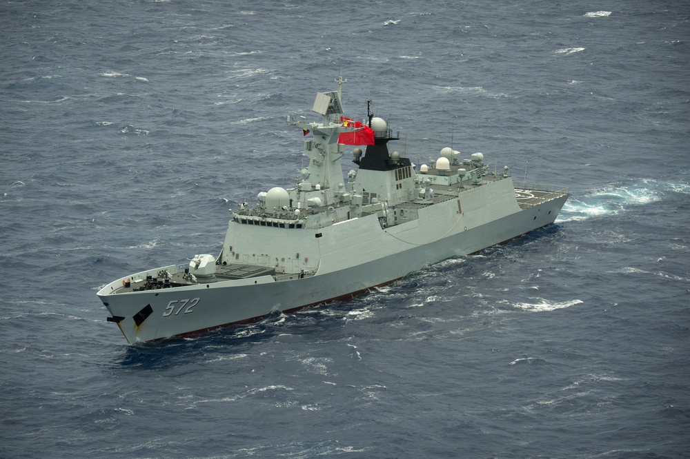 Forty Ships and Submarines Steam in Close Formation During RIMPAC - Hengshui (572)