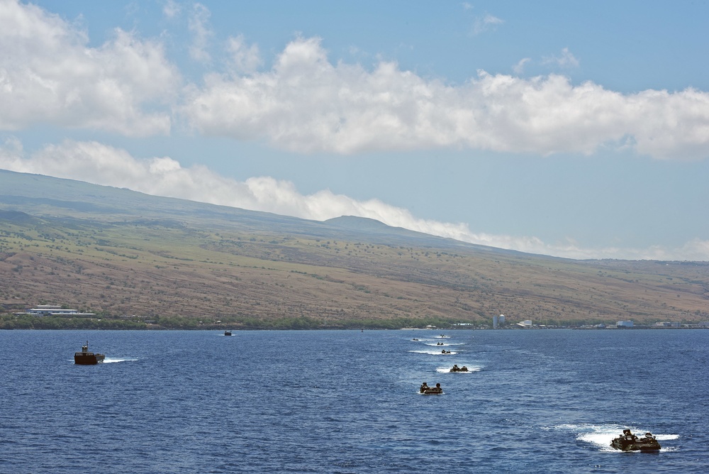 AAV Operations at RIMPAC 2016