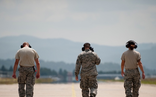 Slovak and US Armed Forces demonstrate joint operations