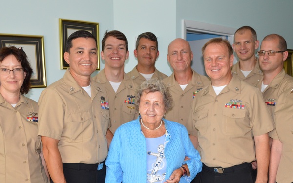 Widow of first MCPON meets with NOSC Orlando CPO Selectees