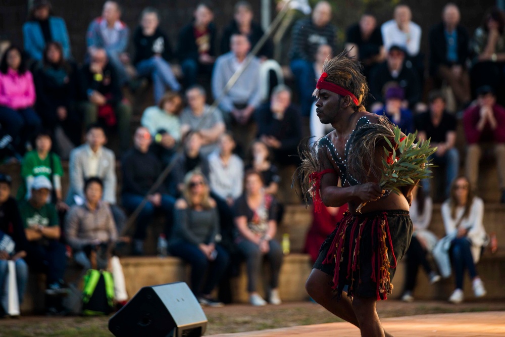 Marines run Australian Outback Marathon