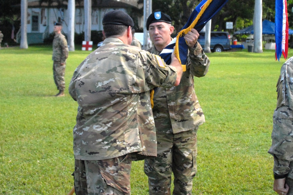 E Komo Mai to the new USARPAC HHBn Commander