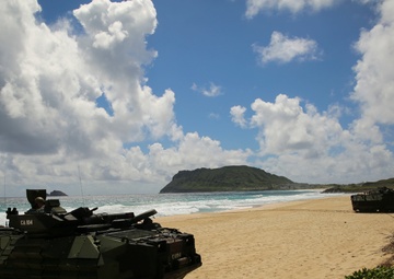RIMPAC 16: Amphibious Assault on Marine Corps Base Hawaii