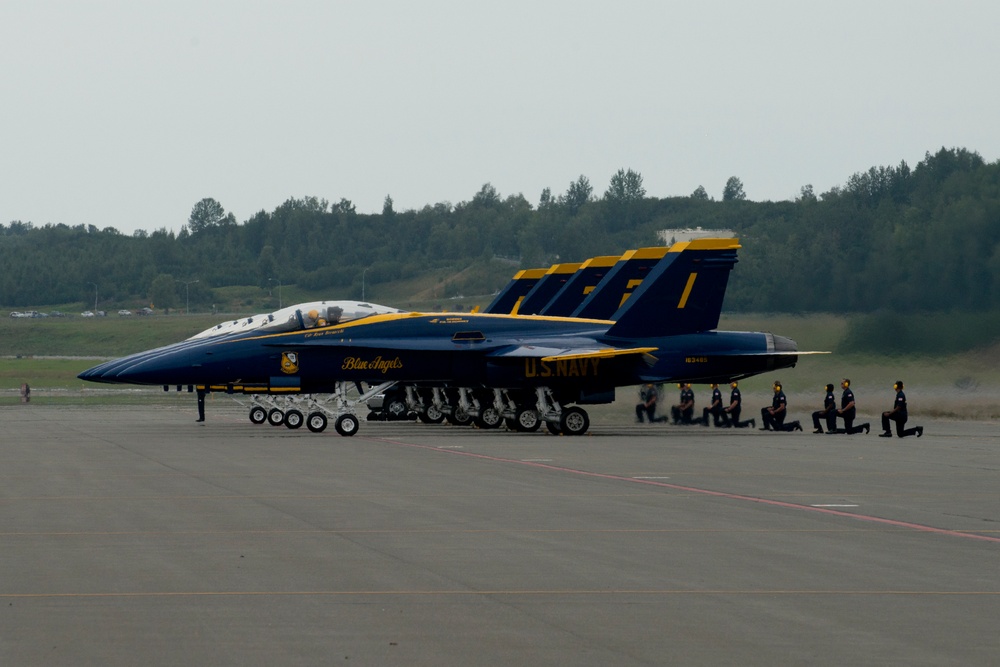 Arctic Thunder Open House