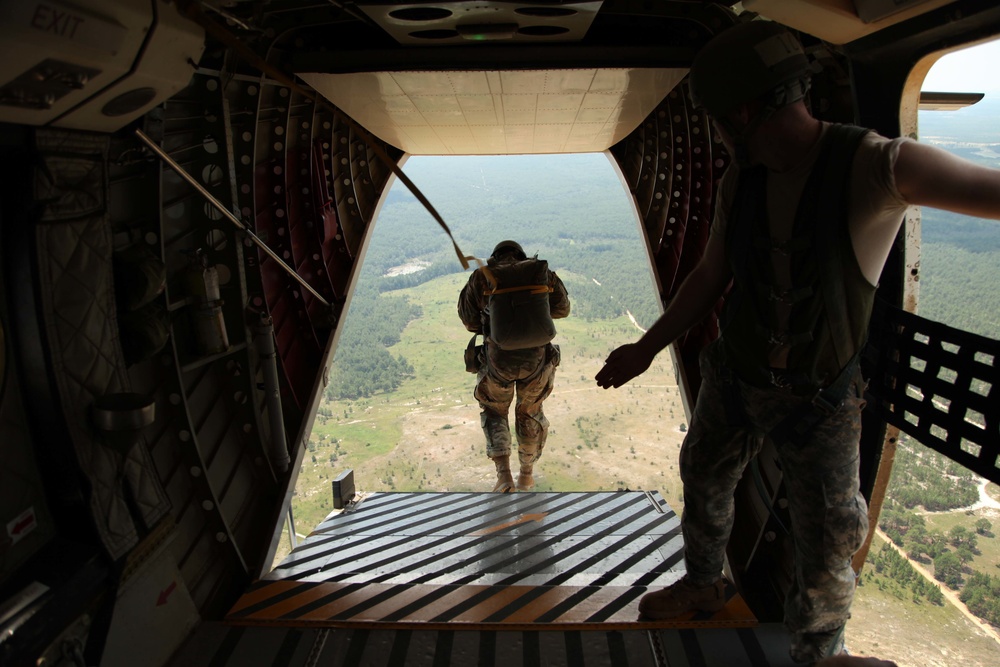 USASOC Paratroopers strive to be leaders in the sky