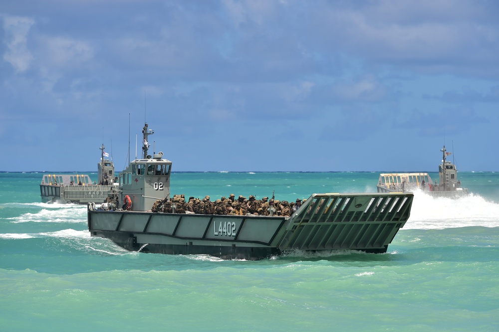 Amphibious Operations during RIMPAC 2016