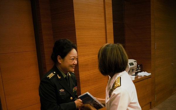 VADM Bono Meets with Chinese Delegation 3