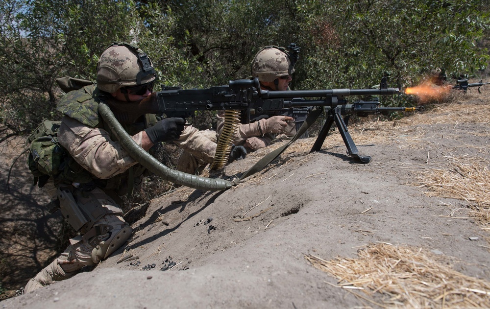 Mechanized Attack Training During RIMPAC 2016