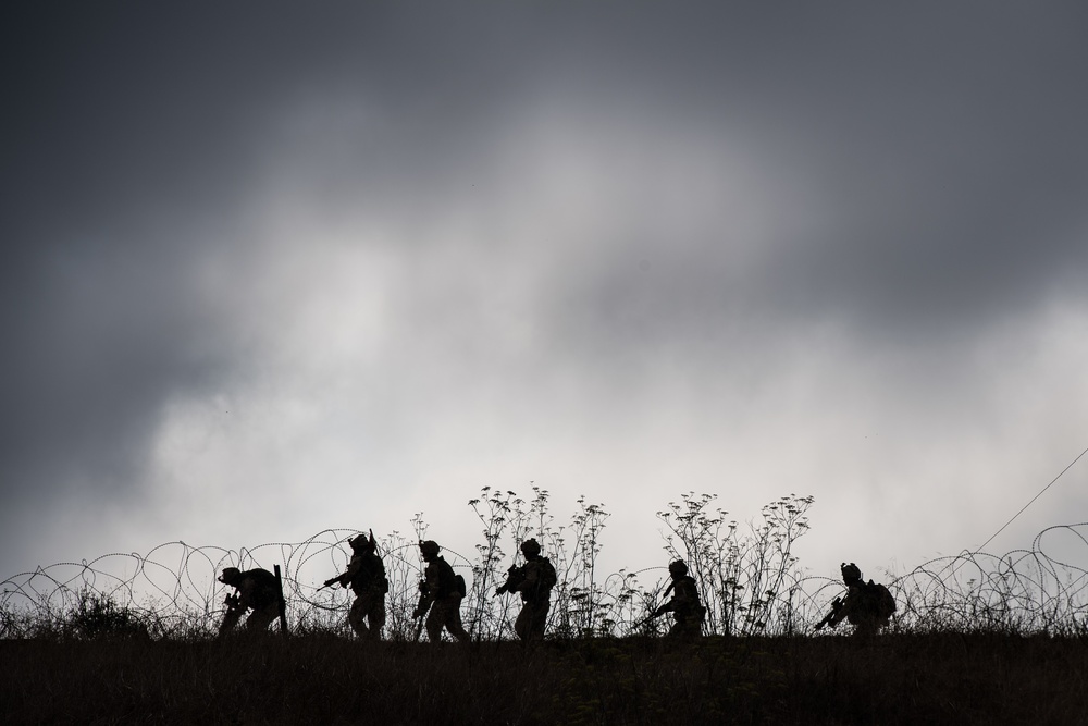 Mechanized Attack Training During RIMPAC 2016