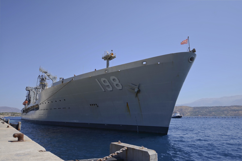 USNS Big Horn (T-AO-198) arrives in Souda Bay