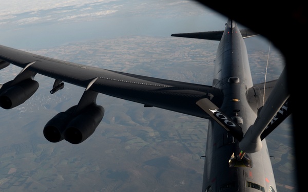 100th ARW fuels Operation Polar Roar