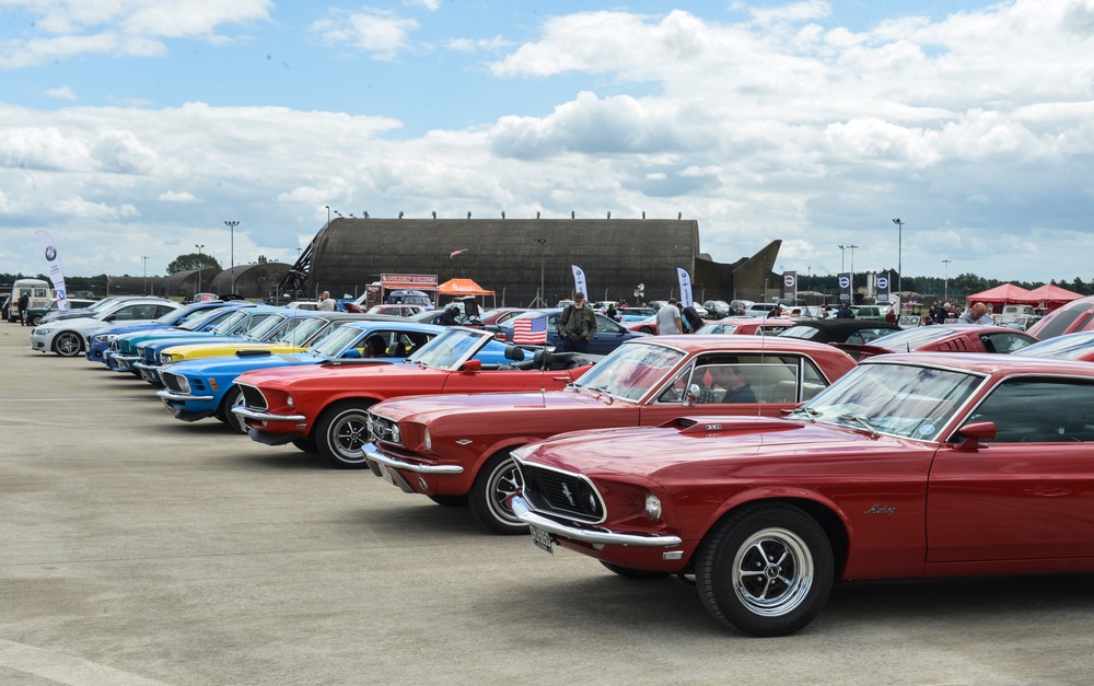 Liberty Wing hosts Wings, Wheels celebration