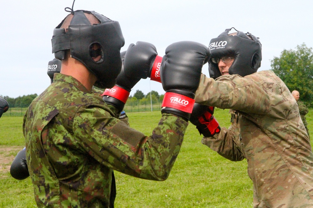 Speed and Power Soldiers go through Estonian basic training