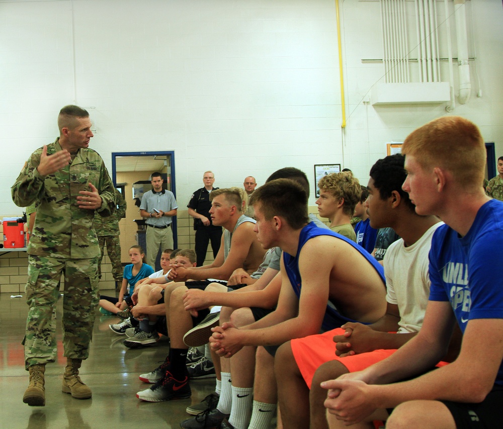 Iowa high school athletes meet Sergeant Major of the Army