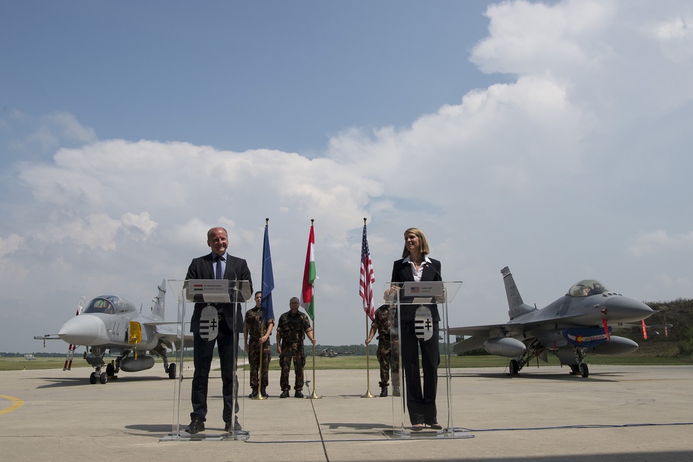 Colorado Air National Guard and Hungarian Defense Forces host DV day at Pápa Air Base