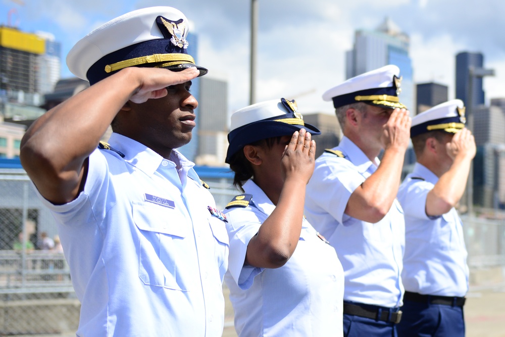 Coast Guard participates in Seattle's Seafair Parade of Ships