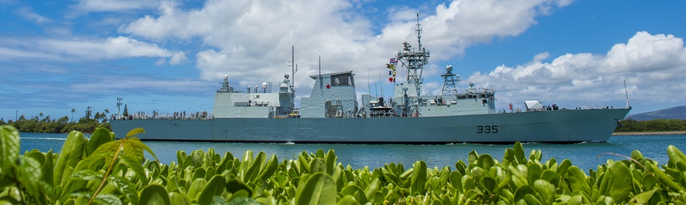 Royal Canadian Navy Halifax-Class Frigate HMCS Calgary (FF 335) Arrives at Joint Base Pearl Harbor-Hickam During RIMPAC 16