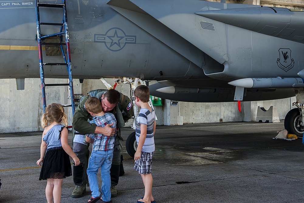 Kadena F-15s return from Cope Taufan