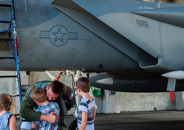 Kadena F-15s return from Cope Taufan