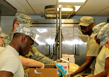 Pa. National Guard cooks up inter-branch bonds during DNC dining