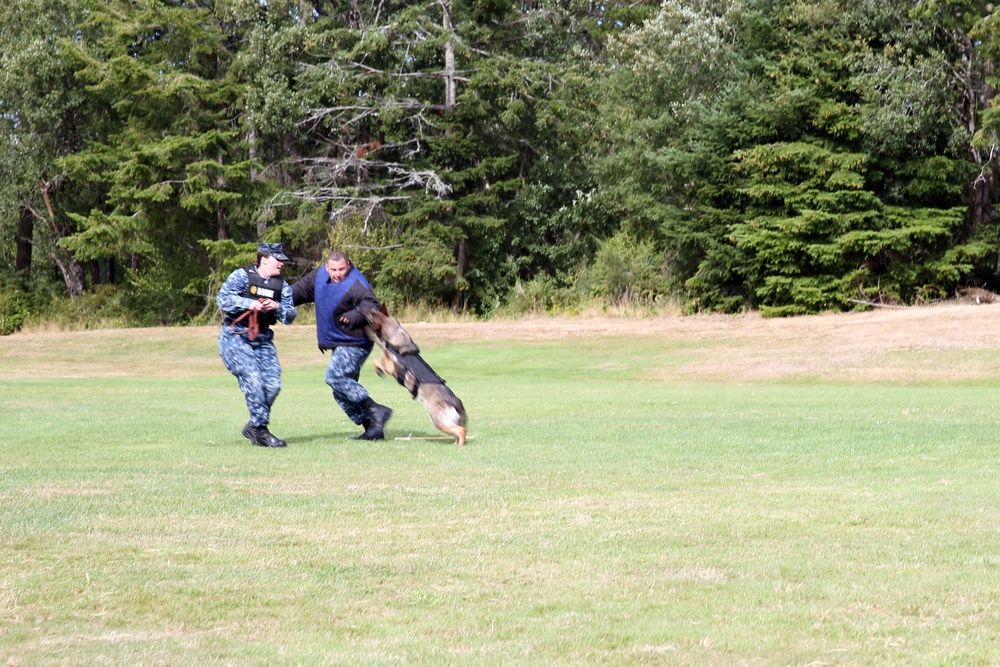 NASWI Participates in National Night Out