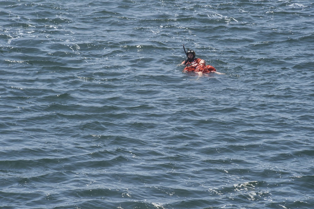 Coast Guard 13th District SAR demonstration at Seattle Seafair