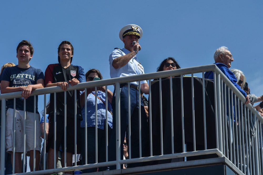 Coast Guard 13th District SAR demonstration at Seattle Seafair