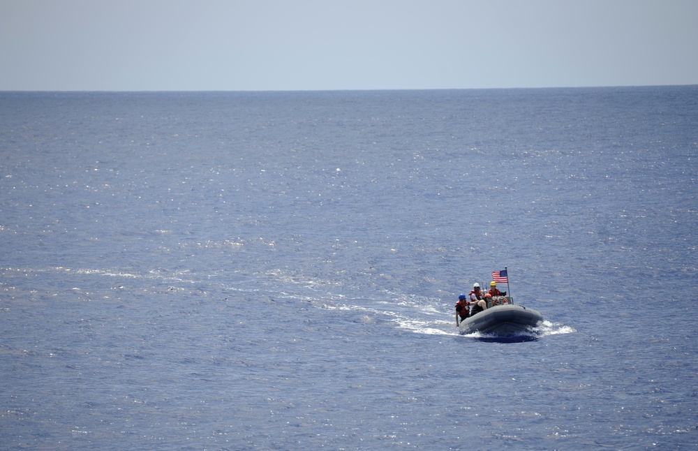 USS Howard conducts rigid hull inflatable boat operations during RIMPAC 2016