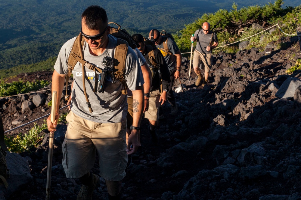 MWSS-171 conquers Mount Fuji, holds mess night