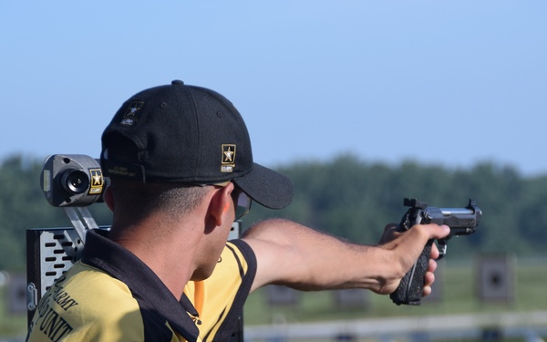 Soldier following in father’s footsteps finds unique path