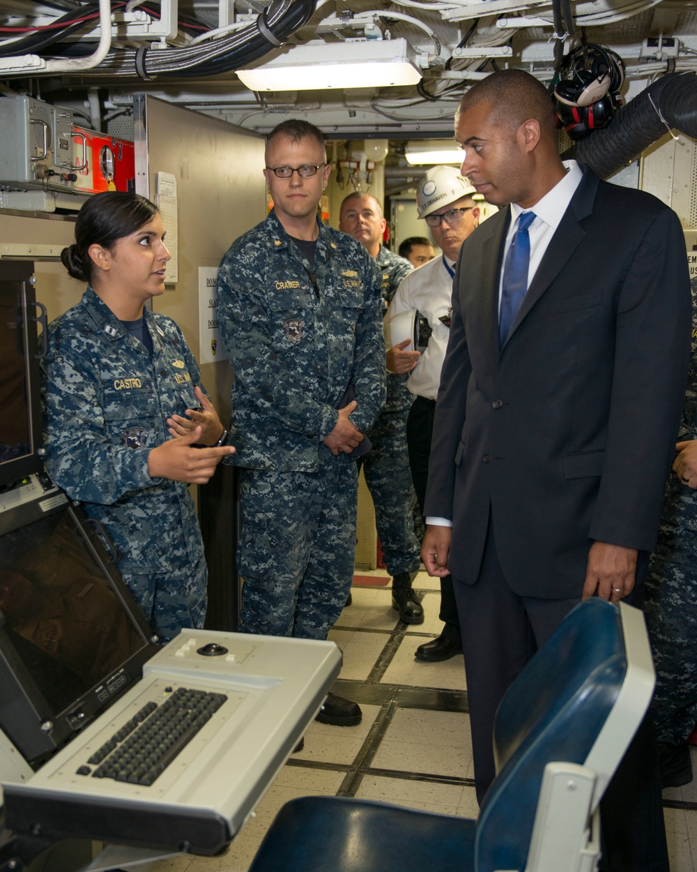Assistant Secretary of the Navy Visits USS Michigan (SSGN 727)