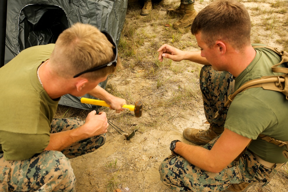 Engineer detachment with SPMAGTF-SC sets up command operations center