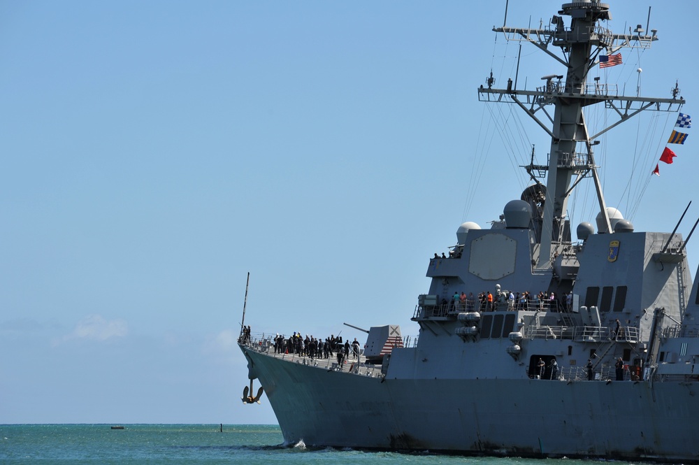 Guided-Missile Destroyer USS William P. Lawrence (DDG 110) Departs Joint Base Pearl Harbor-Hickam Following the Conclusion of RIMPAC 2016