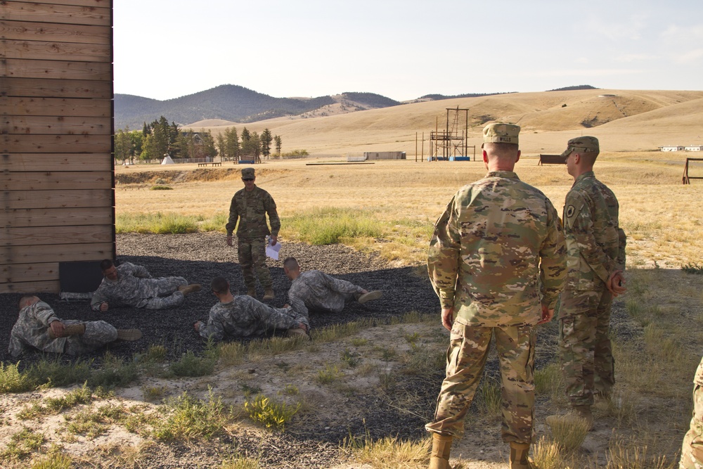 USARC Best Warriors receive visit from top enlisted Soldier