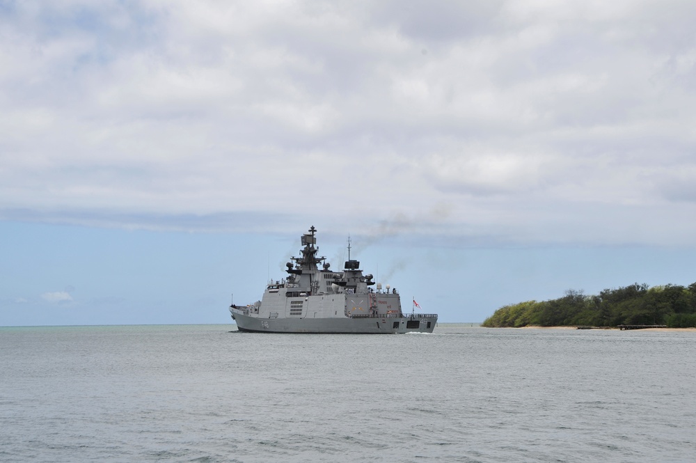 Indian Navy Shivalik-Class Stealth Frigate INS Satpura (F48) Departs Joint Base Pearl Harbor-Hickam Following the Conclusion of RIMPAC 2016