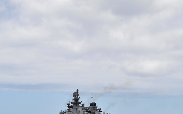 Indian Navy Shivalik-Class Stealth Frigate INS Satpura (F48) Departs Joint Base Pearl Harbor-Hickam Following the Conclusion of RIMPAC 2016