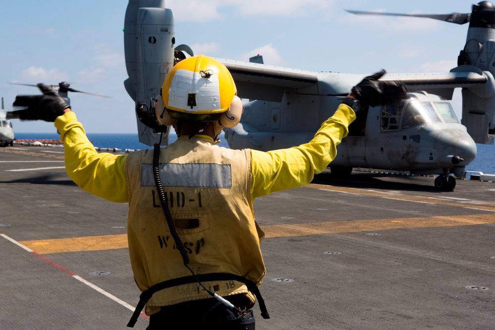 22nd MEU Conducts Flight Operations Aboard Wasp