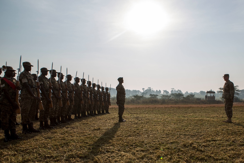 Ugandan soldiers complete U.S. Marine training